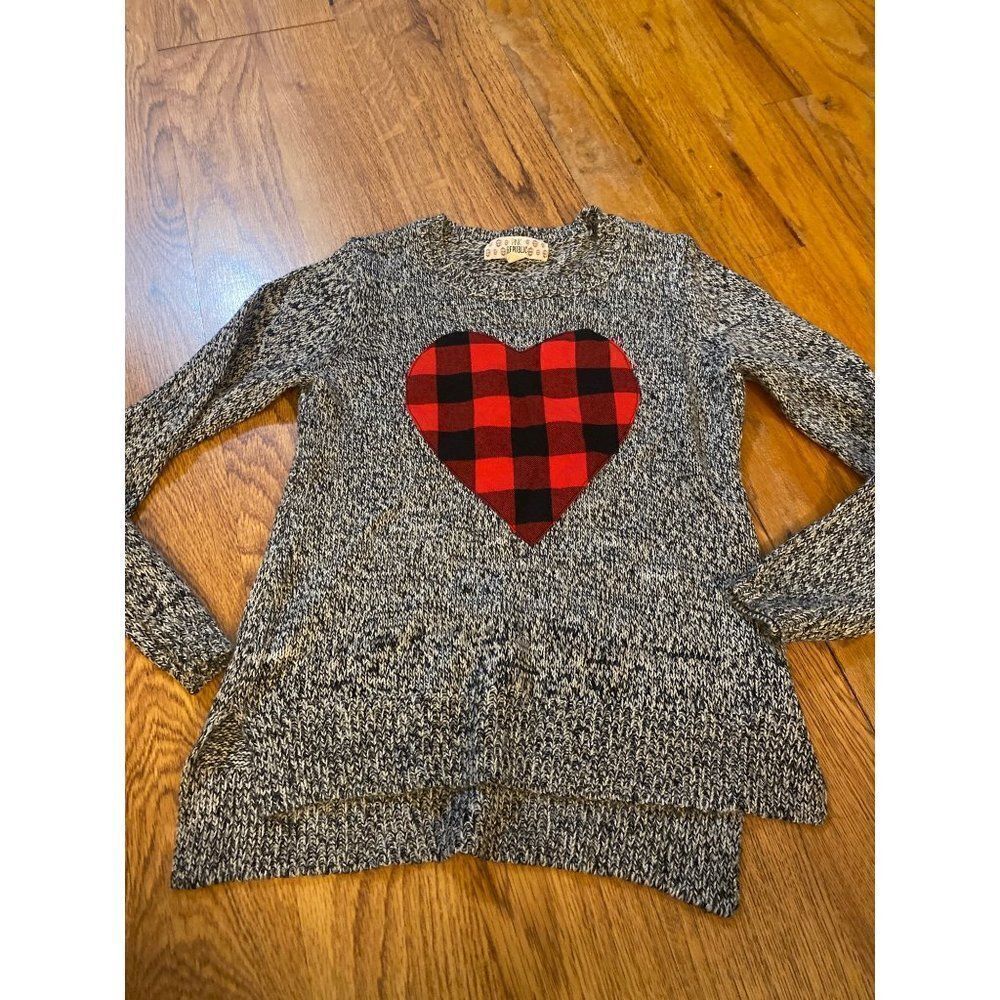 Pink Republic girl's grey knit pullover sweater with plaid heart detail sz lrg